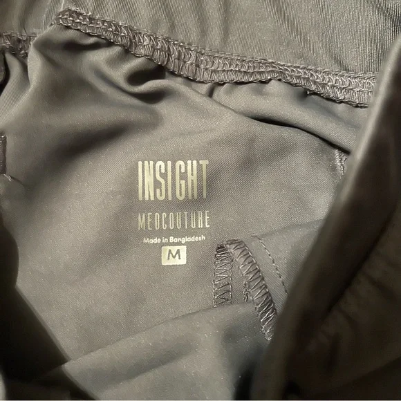 Insight Women's 6-Pocket Cargo Jogger Scrub Pants - Picture 4 of 6